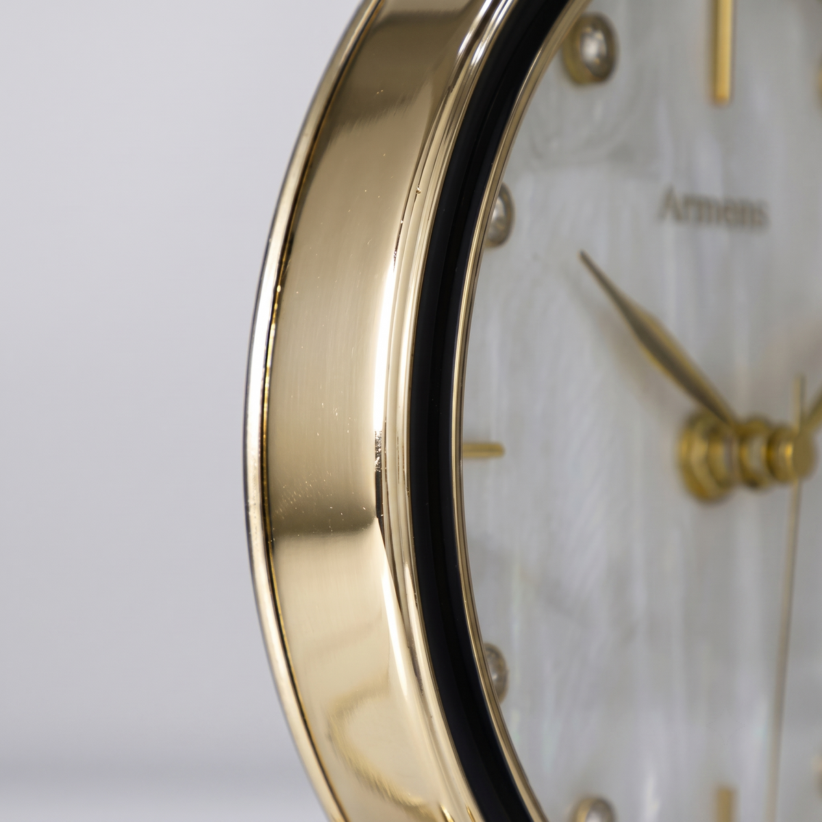 Pendulette boule