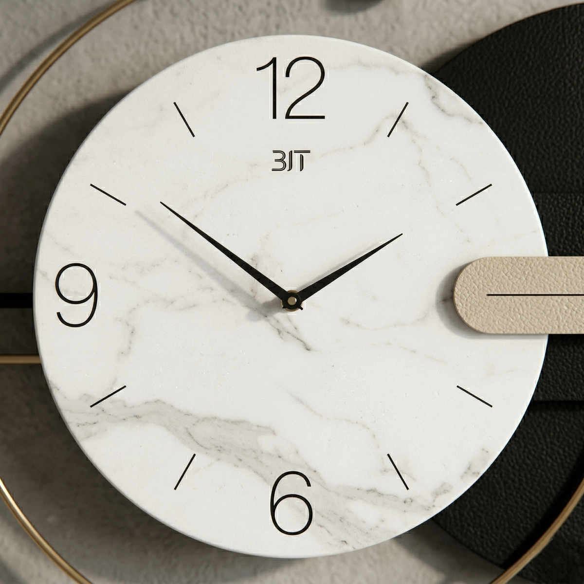 Grande horloge moderne