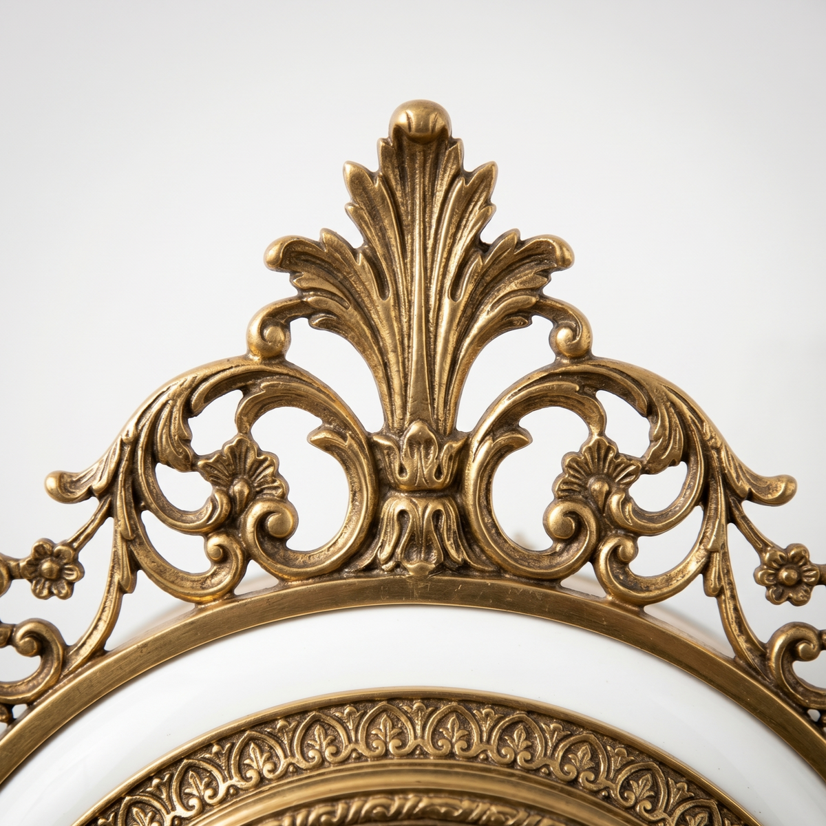Grande horloge ancienne