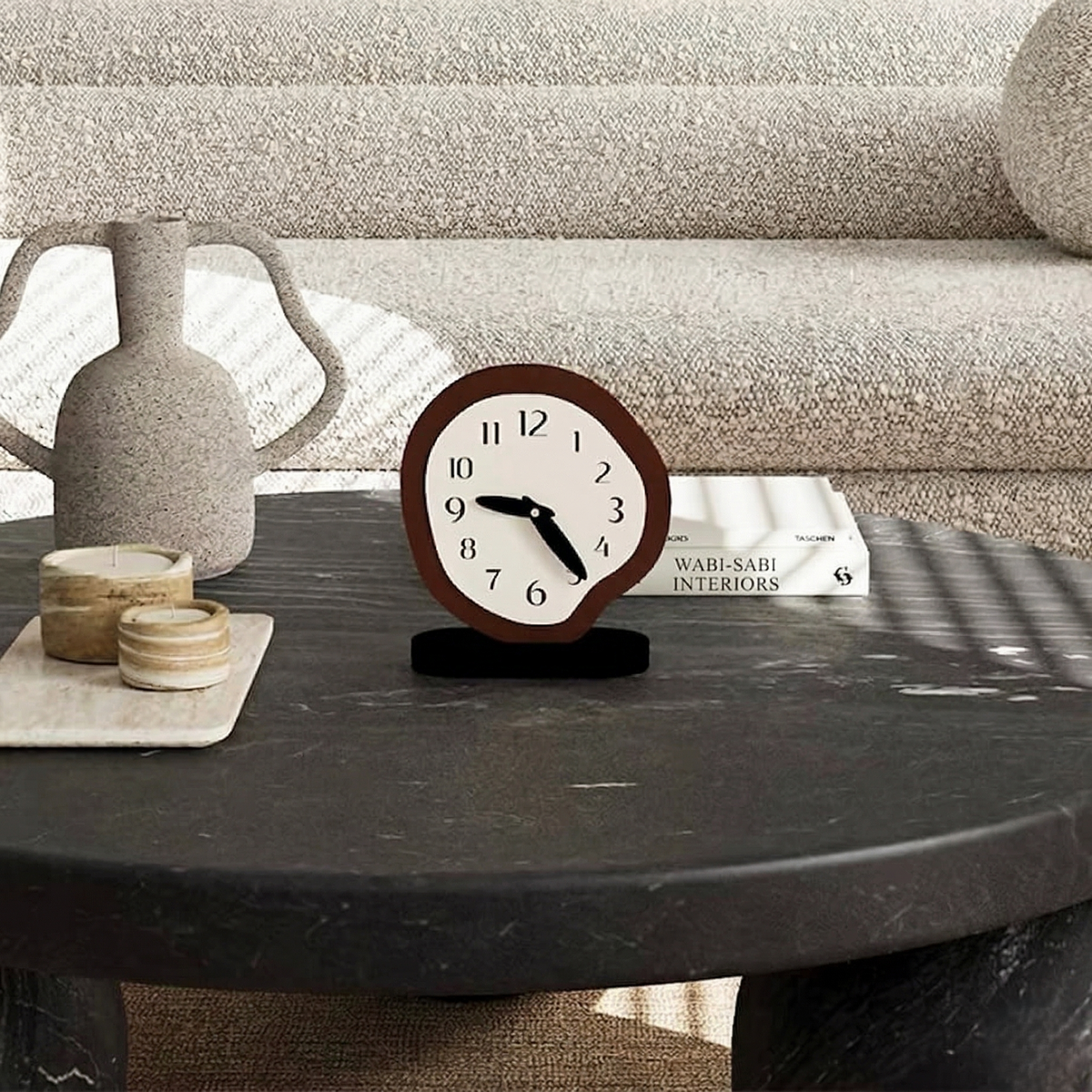 Horloge à poser moderne