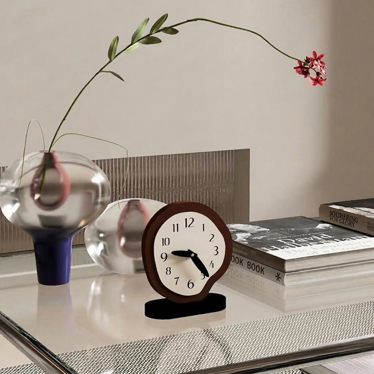Horloge à poser moderne