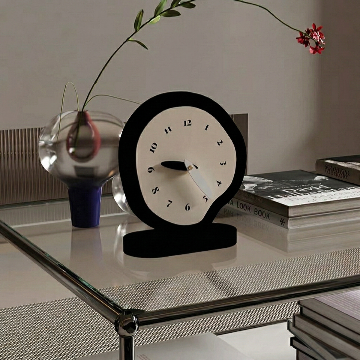 Horloge à poser moderne