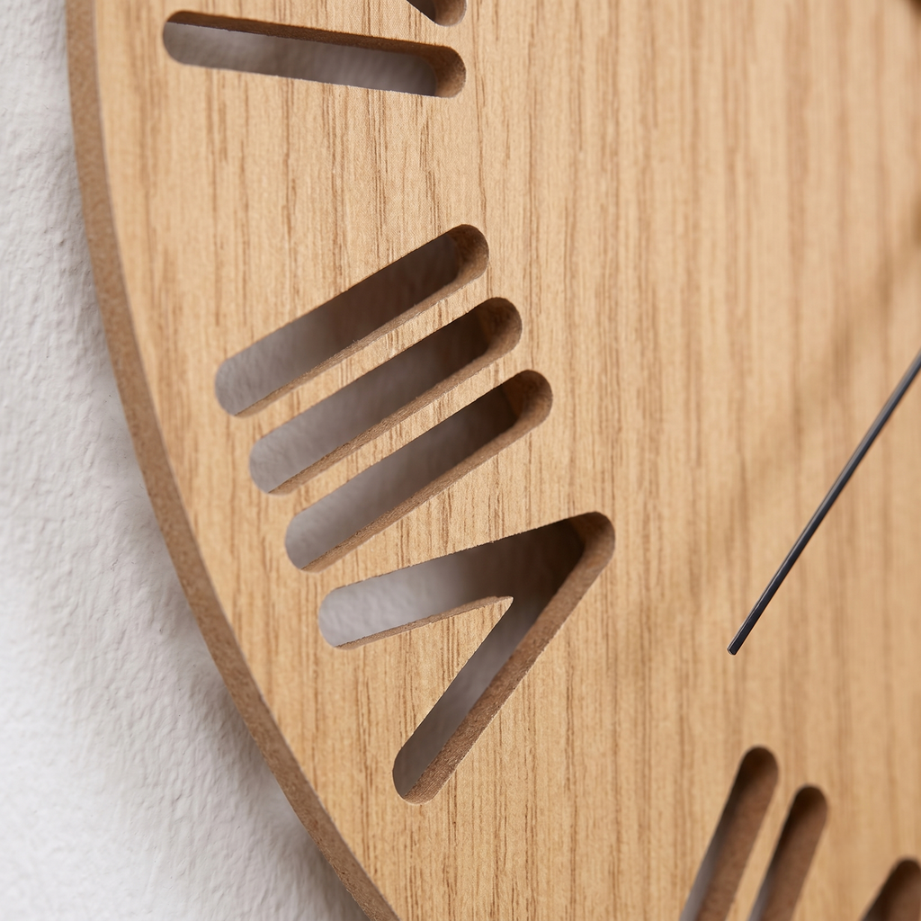 Horloge chiffre romain bois
