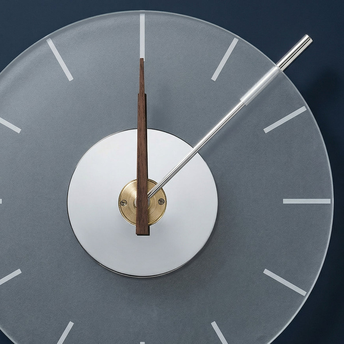 Horloge de cheminée moderne