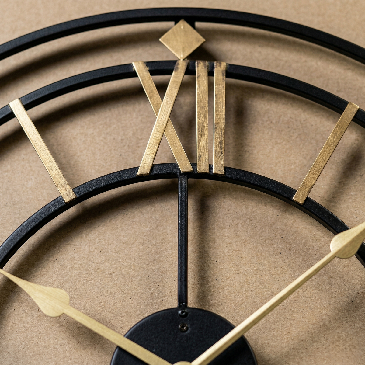 Horloge métal industriel