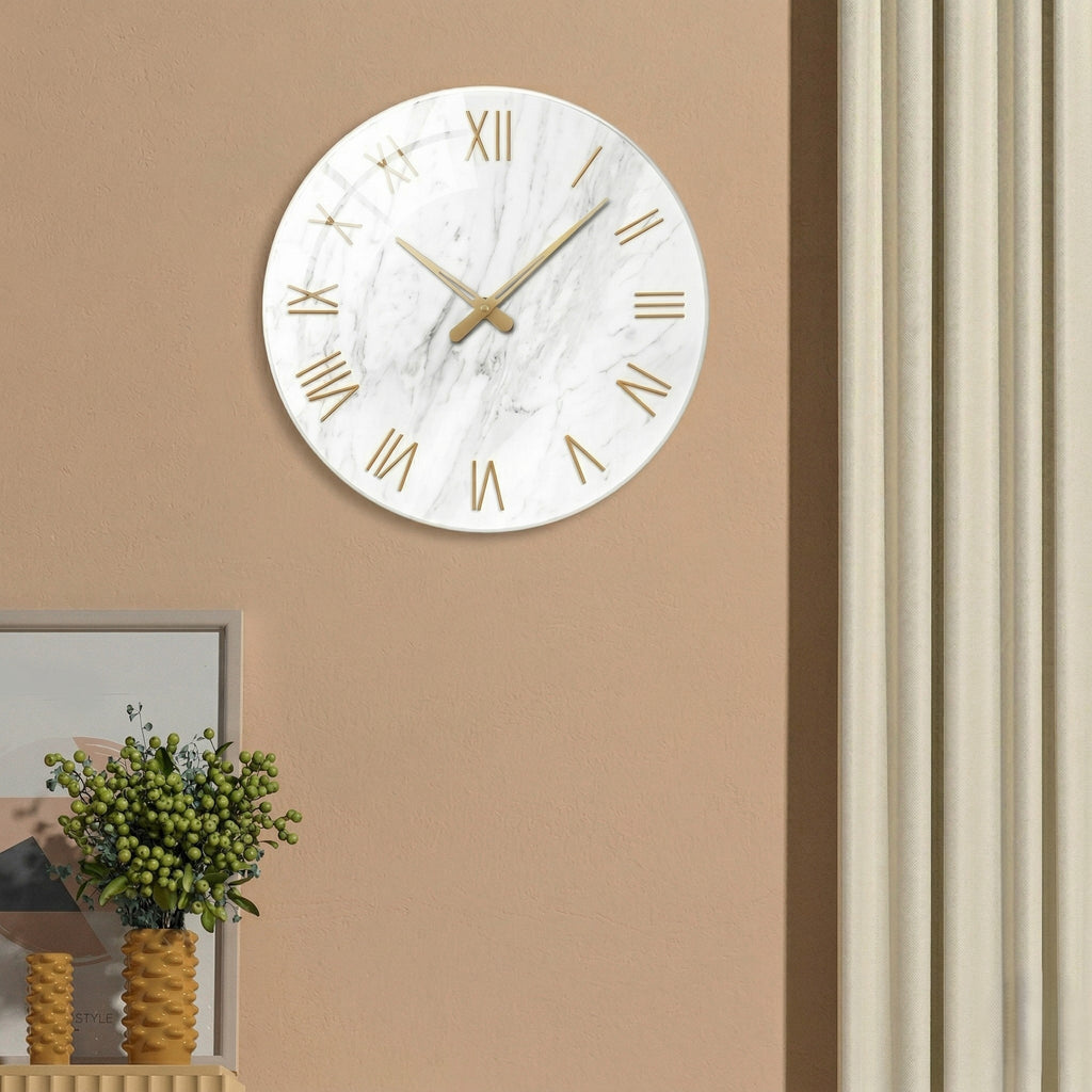 Horloge murale blanche moderne