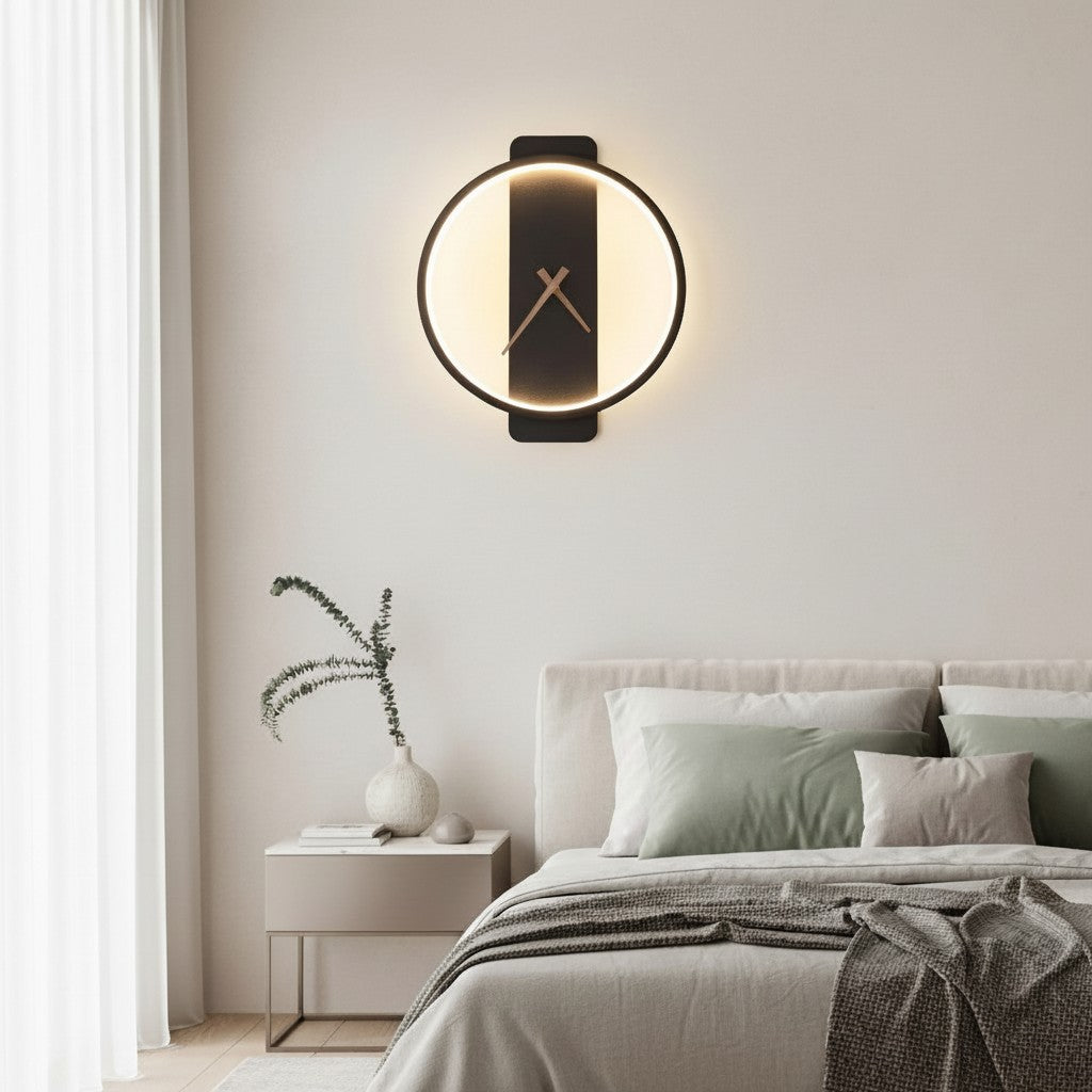 Horloge murale noire moderne