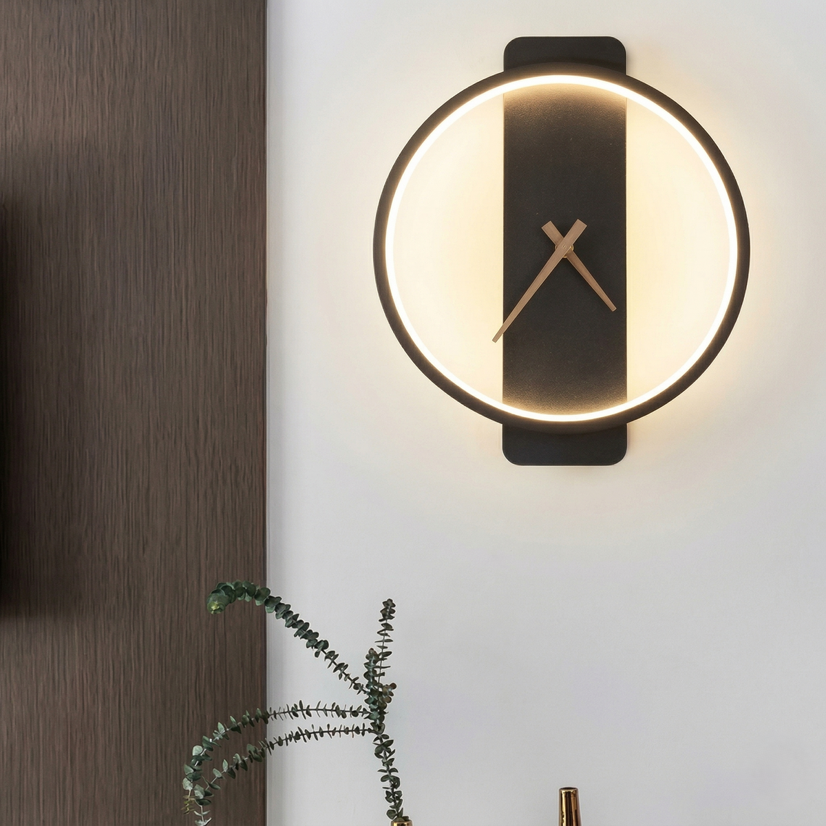 Horloge murale noire moderne