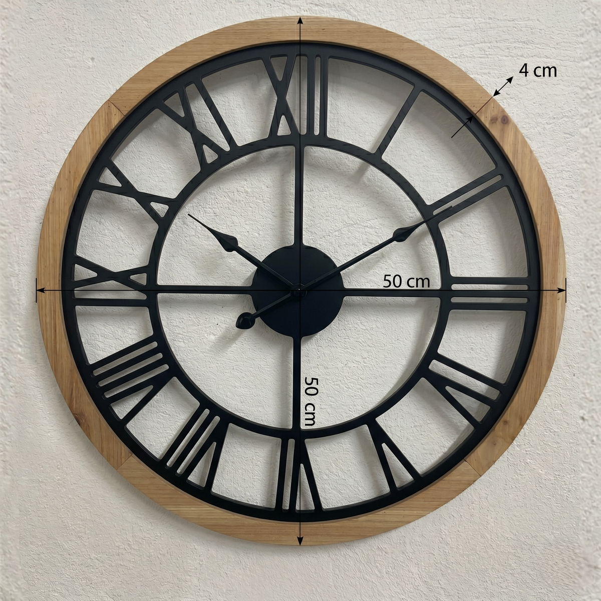 Horloge industrielle scandinave
