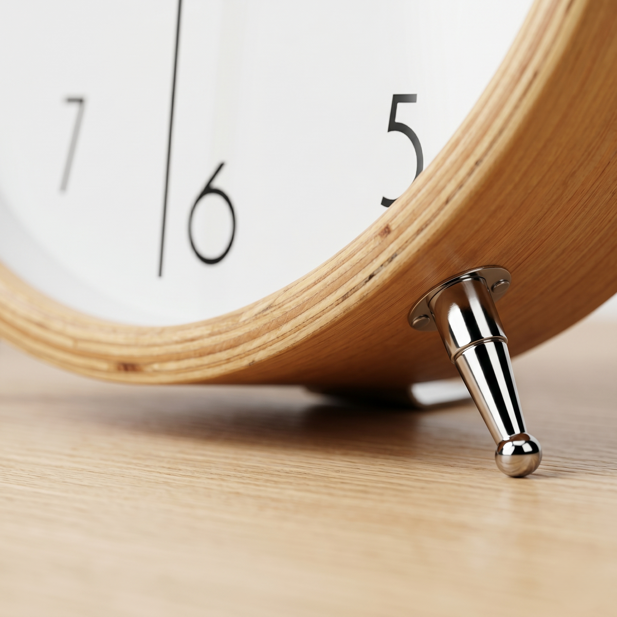 Horloge à poser scandinave