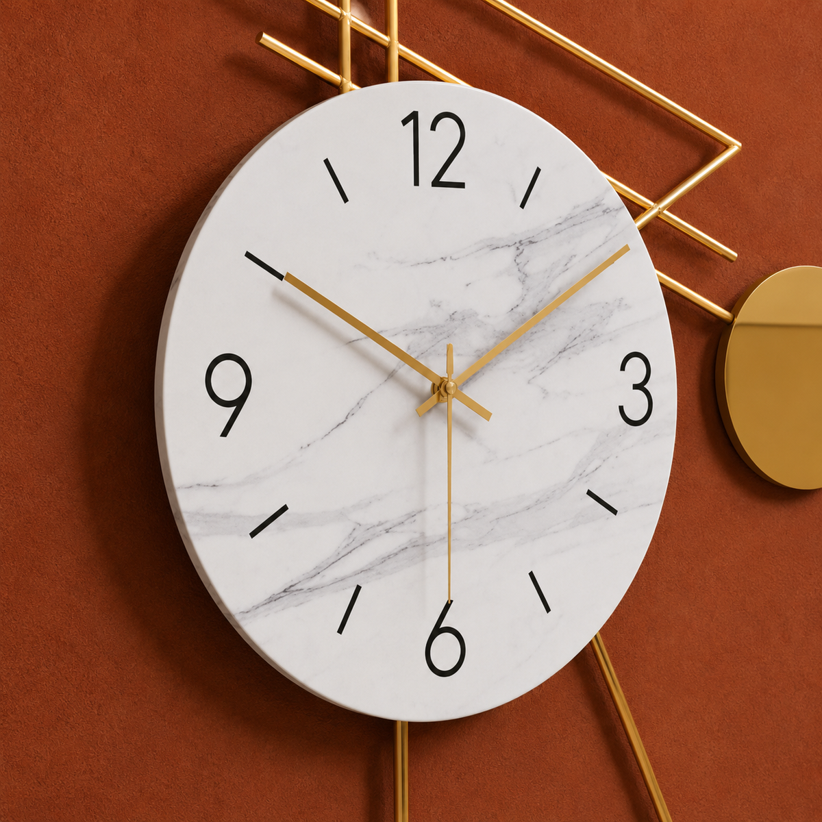 Horloge chic dorée