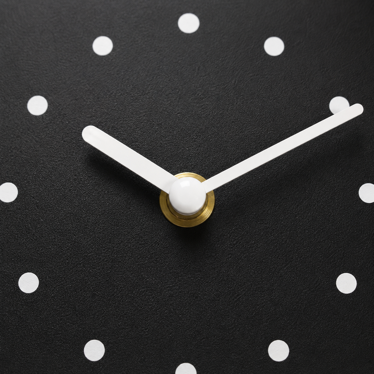 Horloge coucou moderne noire