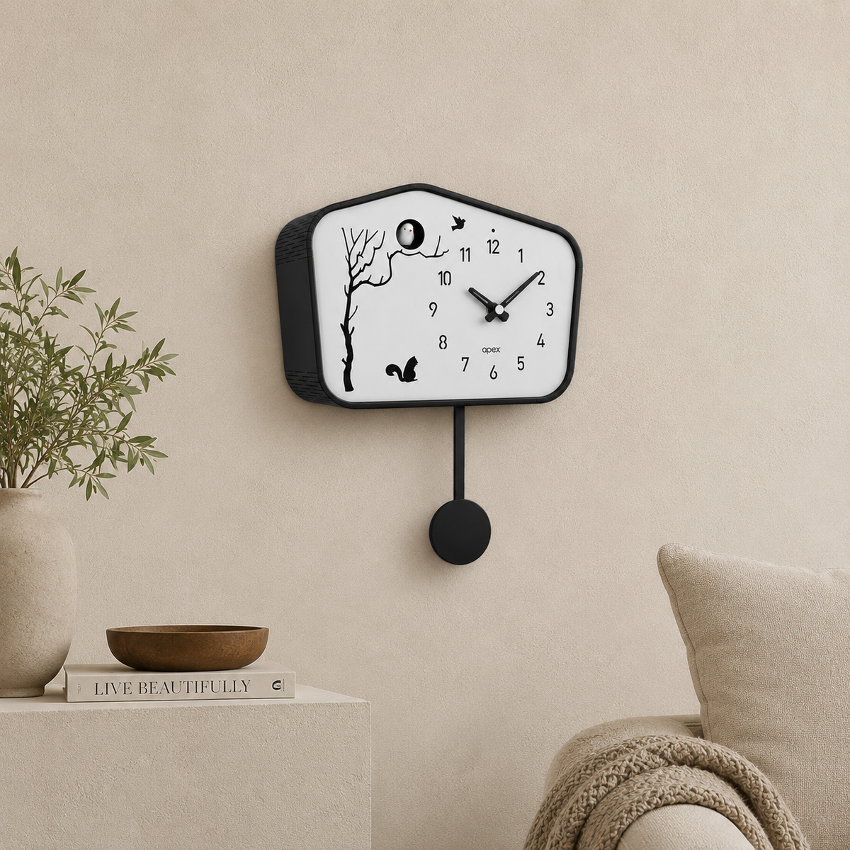 Horloge coucou noir moderne