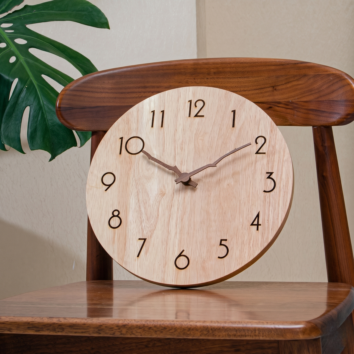 Horloge design scandinave