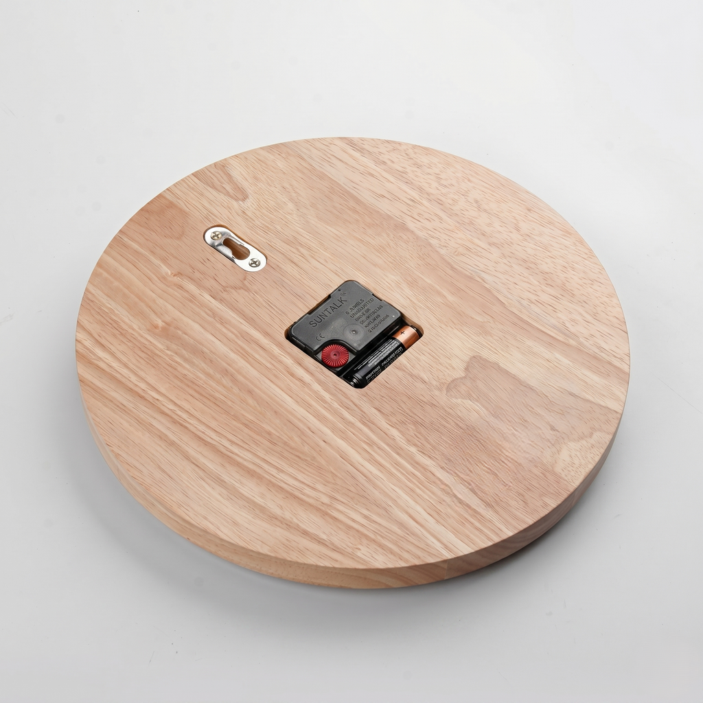 Horloge design scandinave