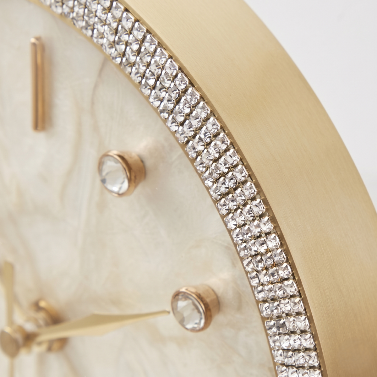 Horloge dorée à poser