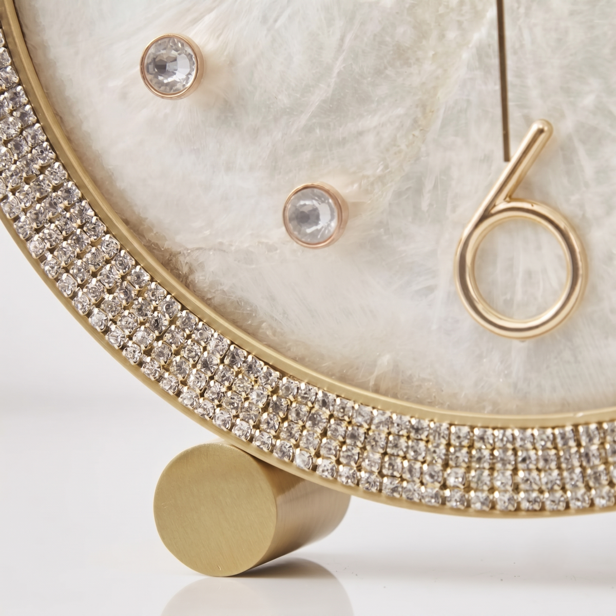 Horloge dorée à poser