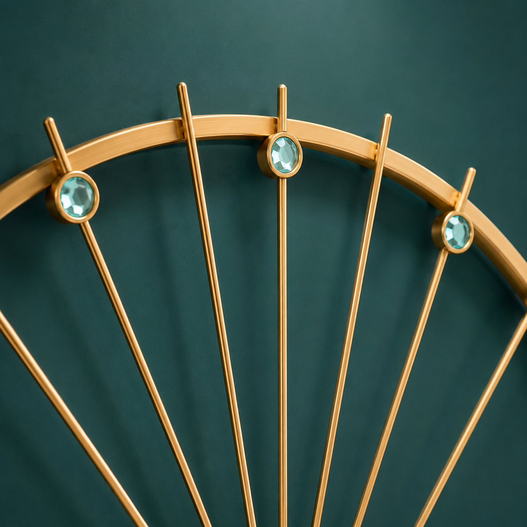 Horloge dorée design