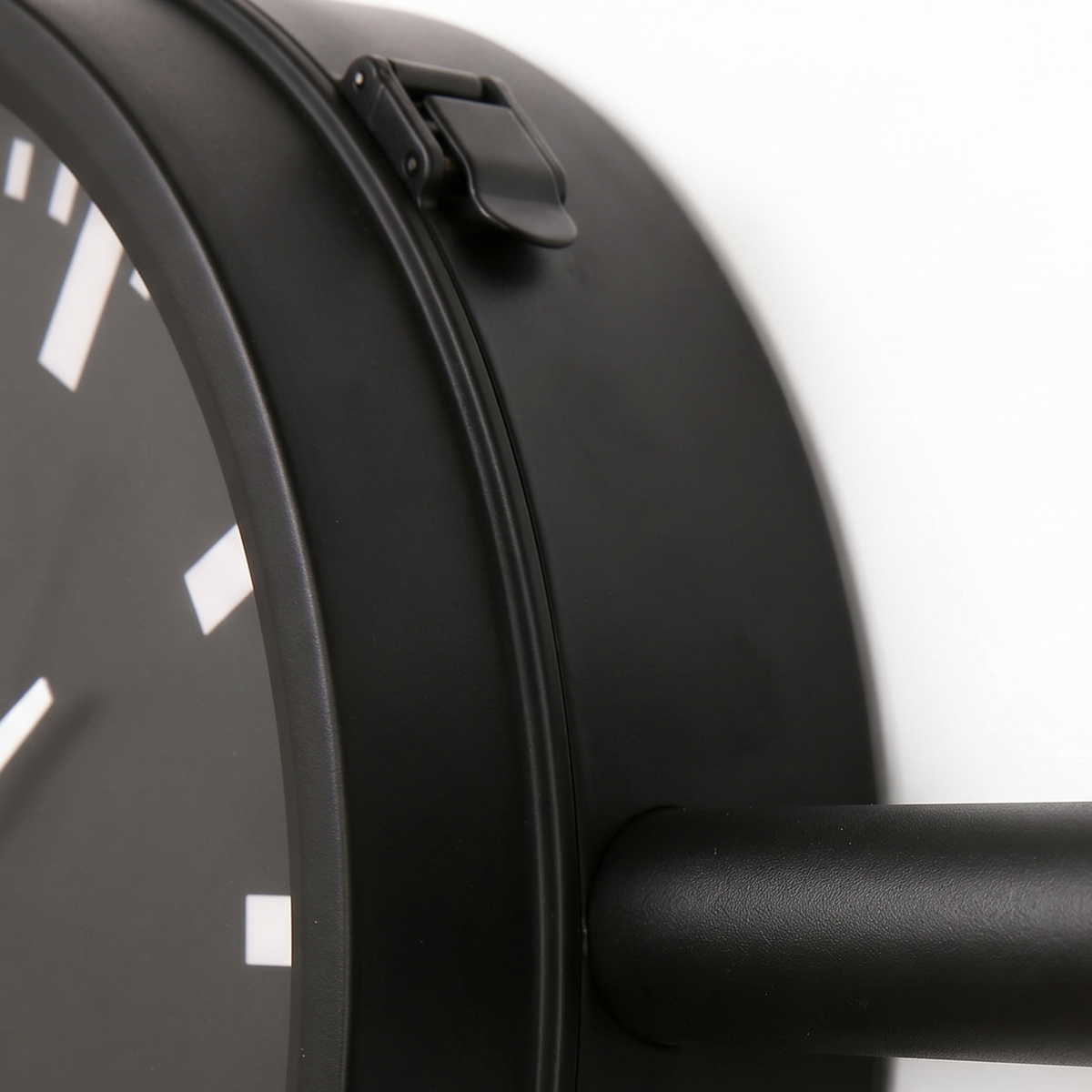 Horloge double face gare minimaliste