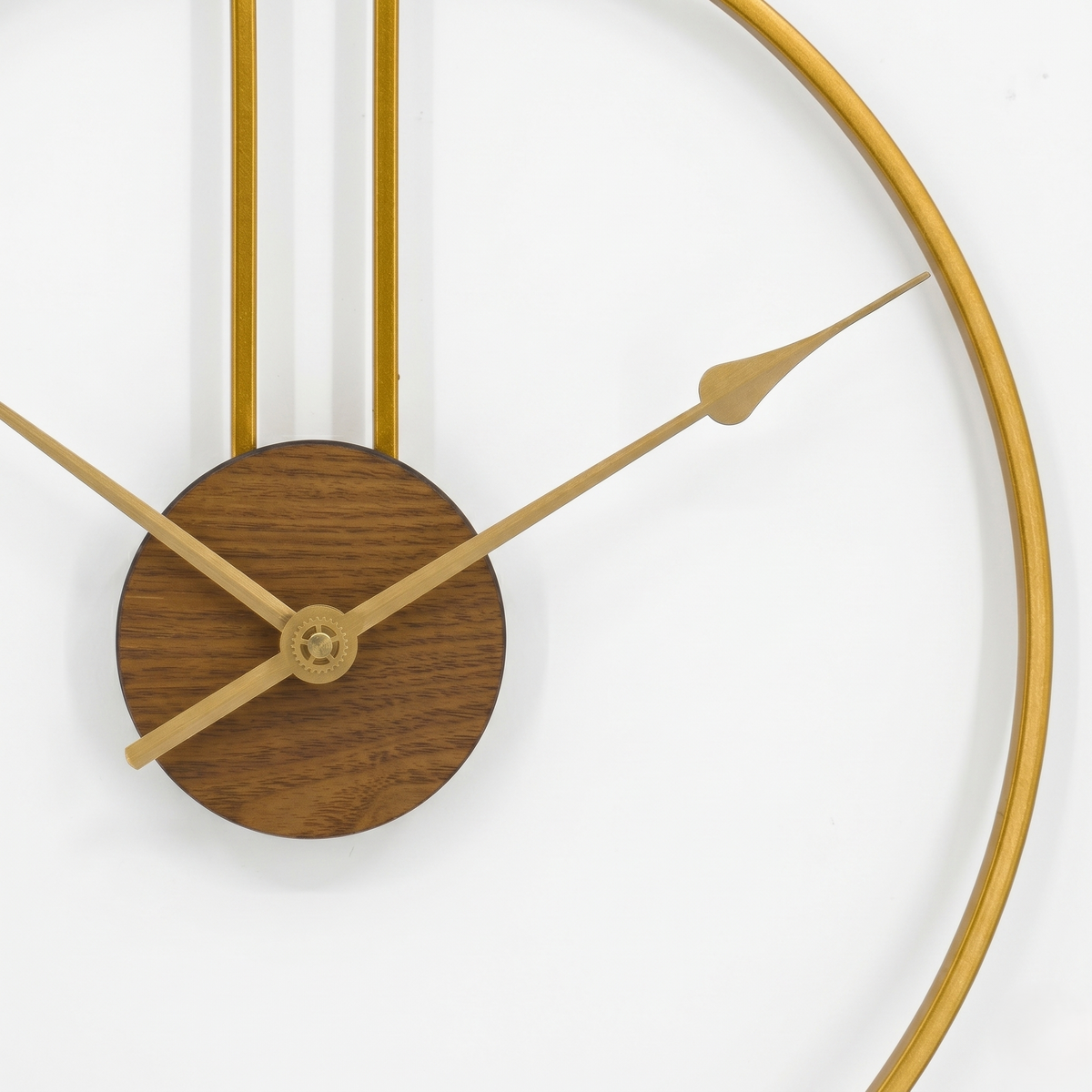 Horloge minimaliste géante