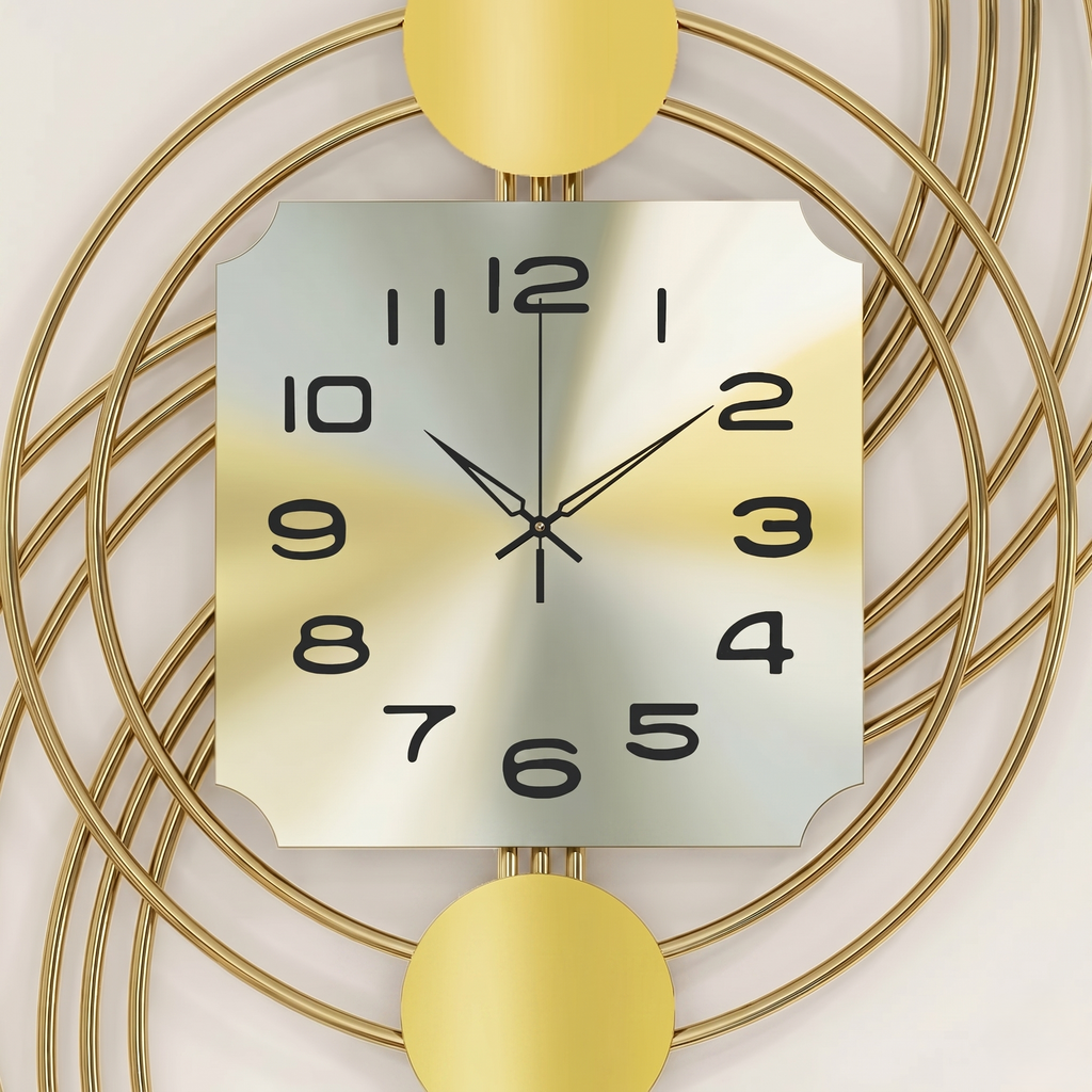 Horloge murale métal doré