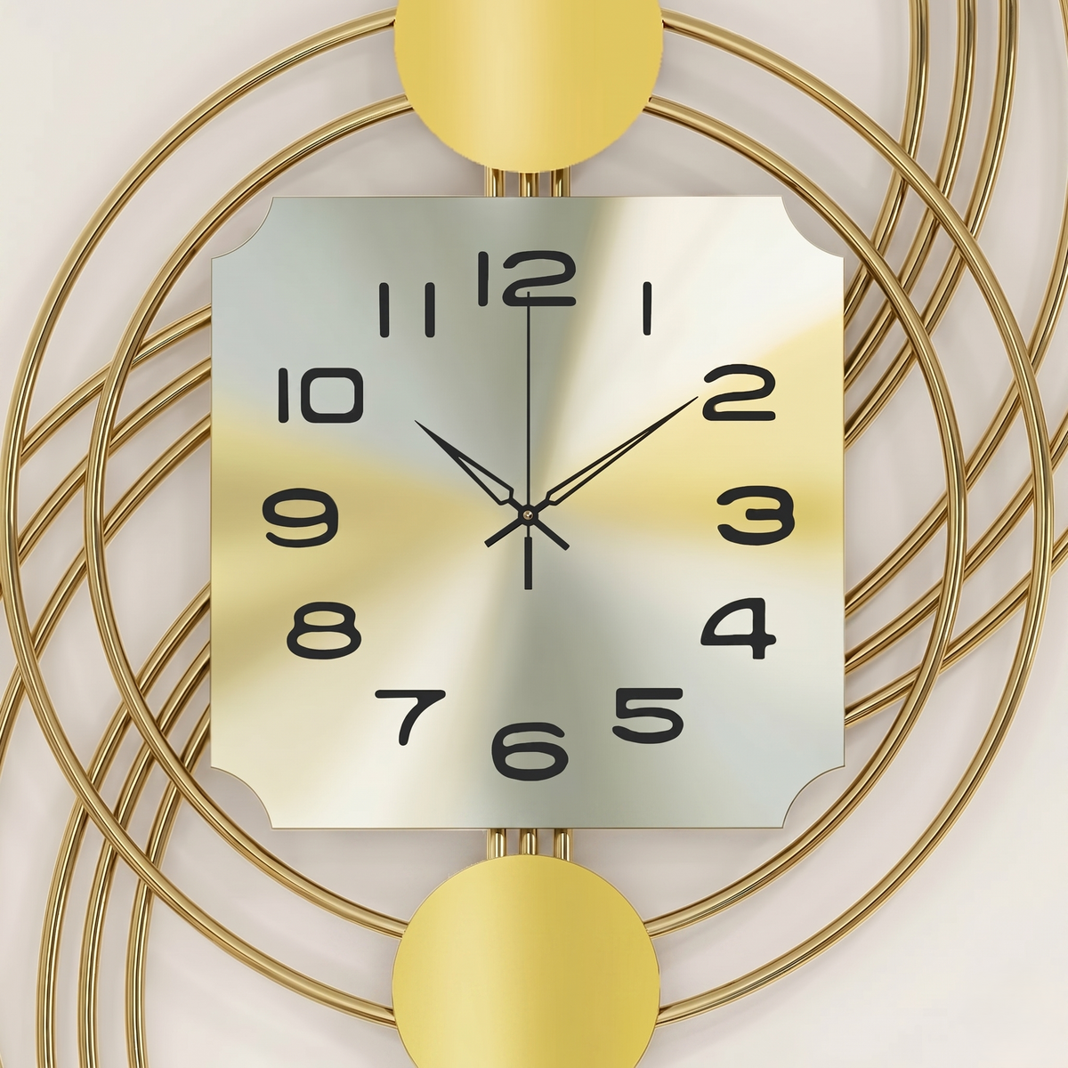 Horloge murale métal doré
