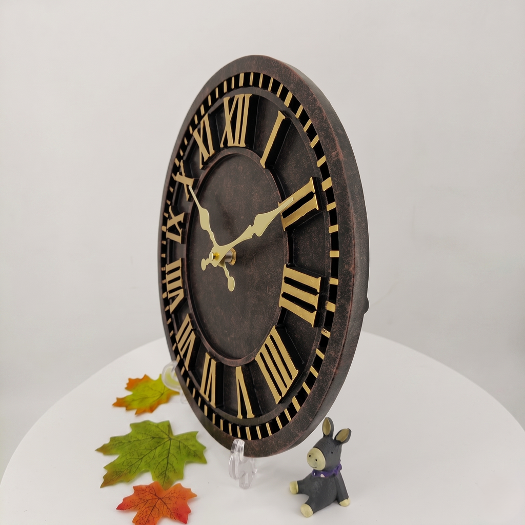 Horloge murale noir et doré