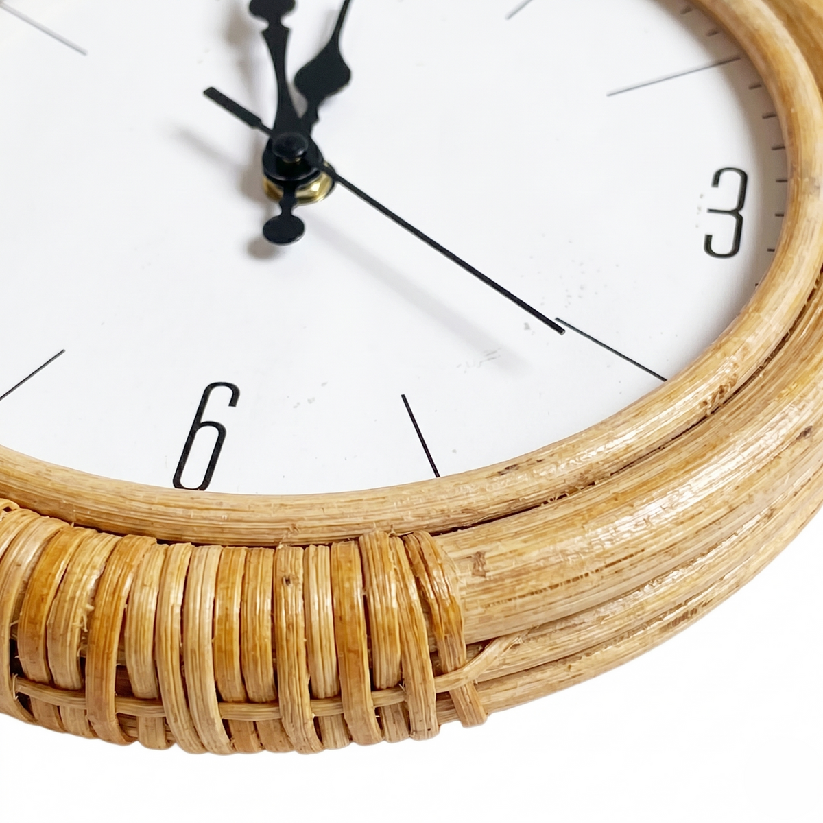 Horloge murale rotin