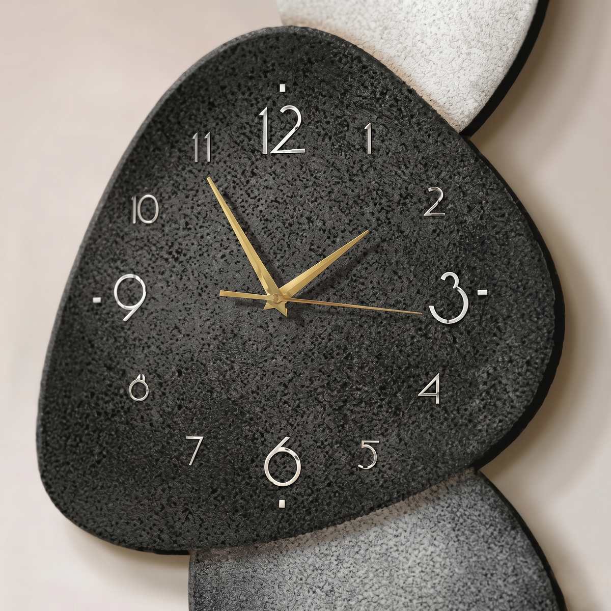 Horloge murale silencieuse moderne