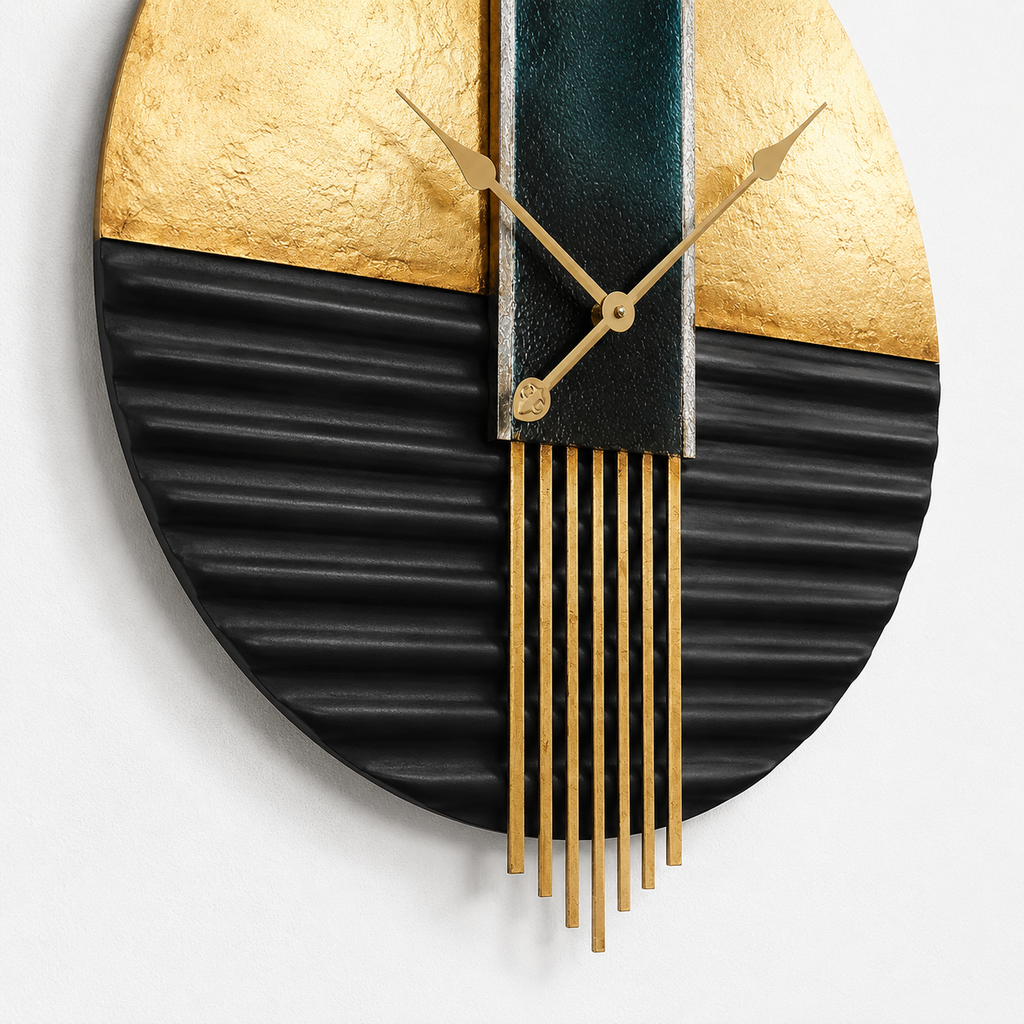 Horloge murale vert et dore