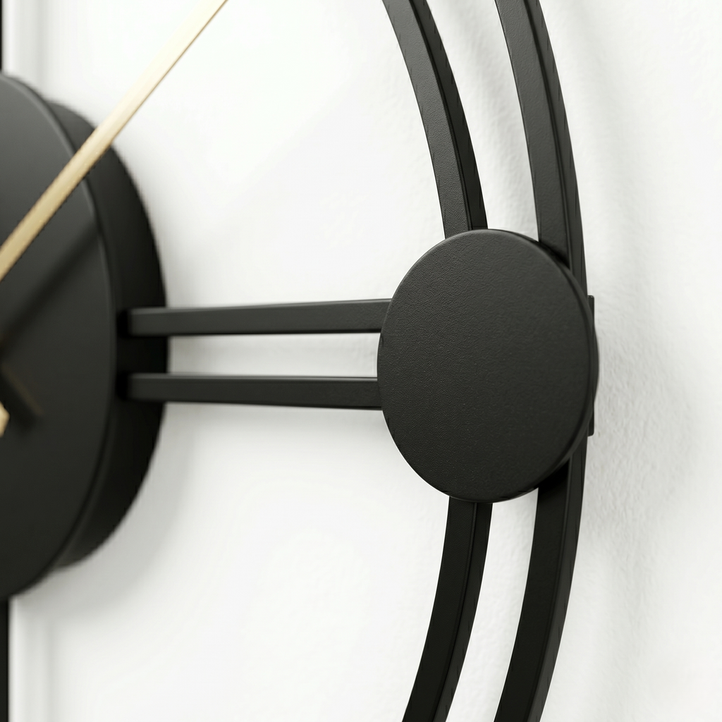 Horloge noire minimaliste métal
