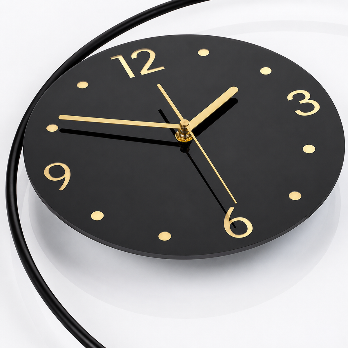 Horloge décorative salon