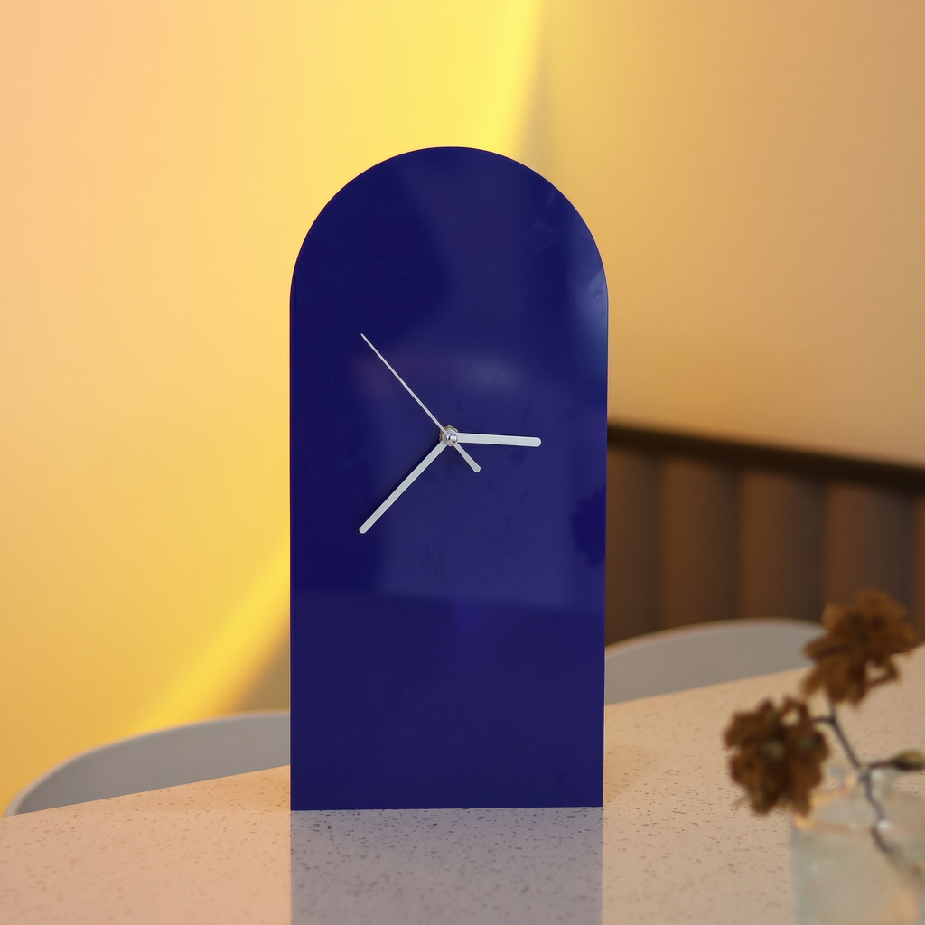 Horloge scandinave bleu