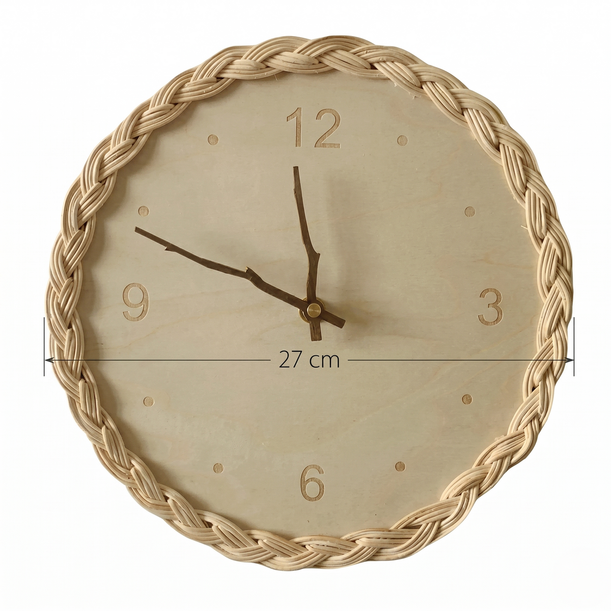 Horloge silencieuse en rotin