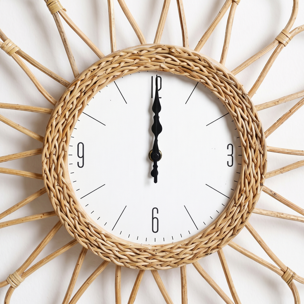 Horloge soleil rotin