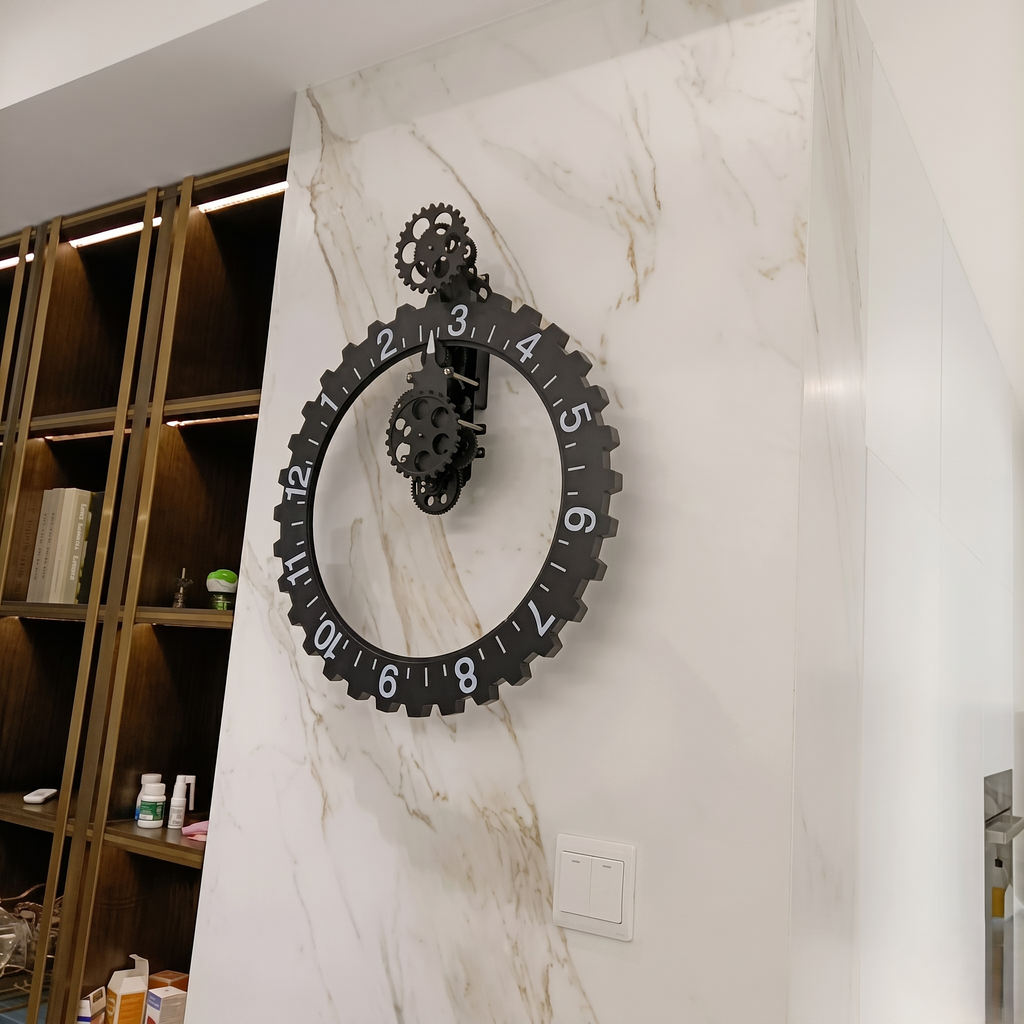 Horloge steampunk industrielle