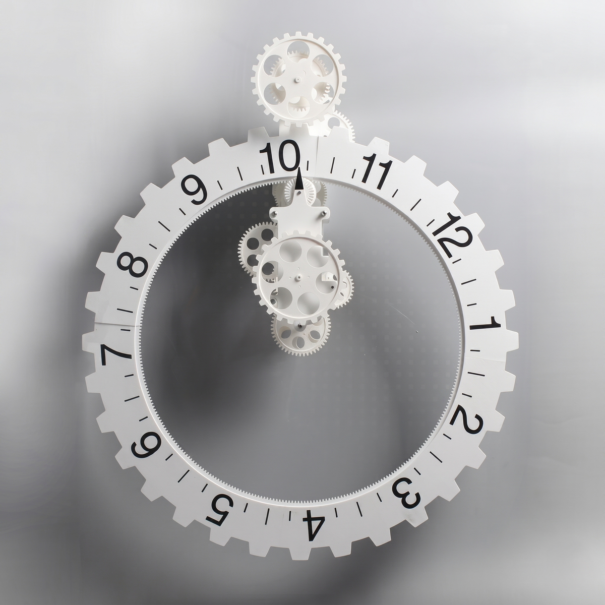 Horloge steampunk industrielle