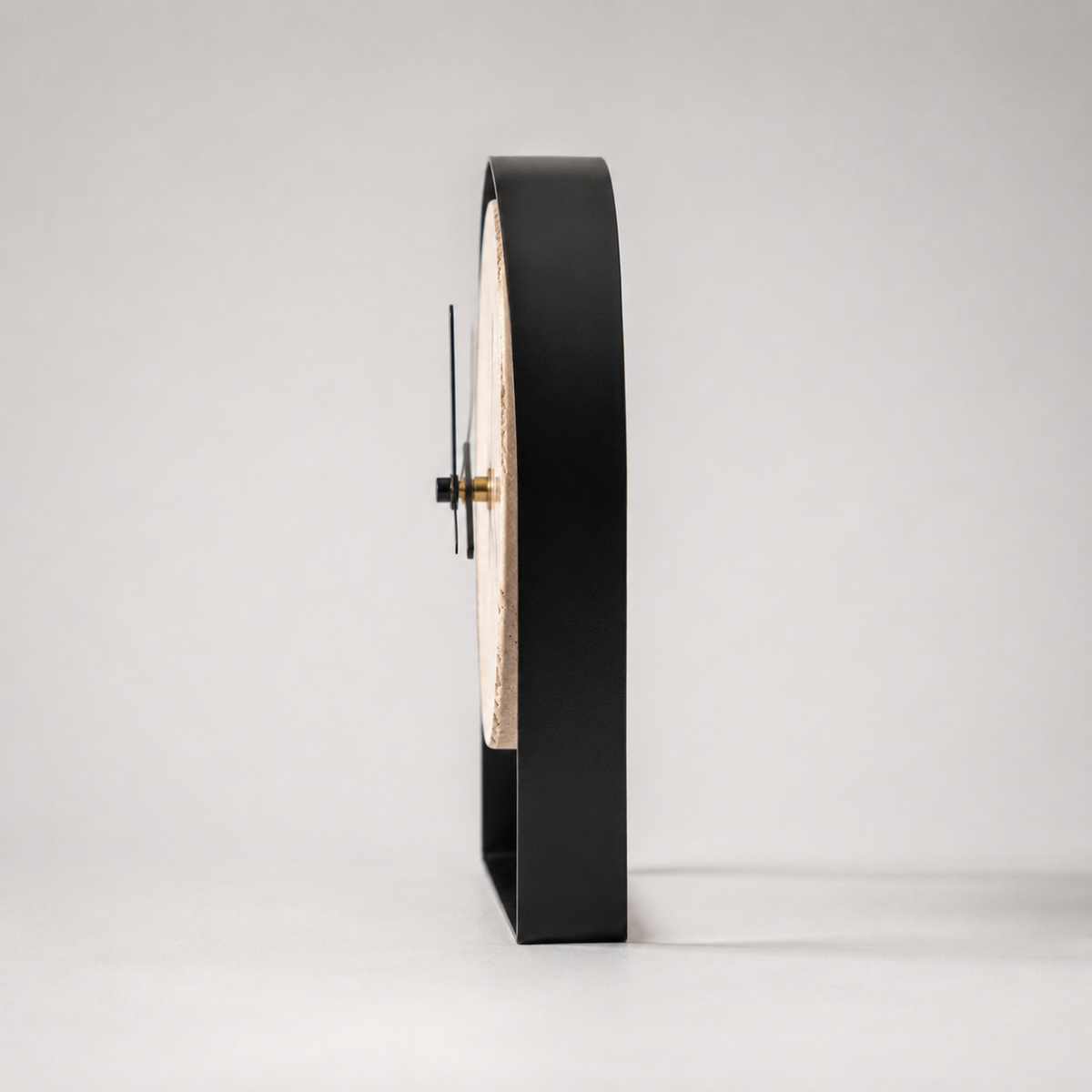 Petite horloge de table